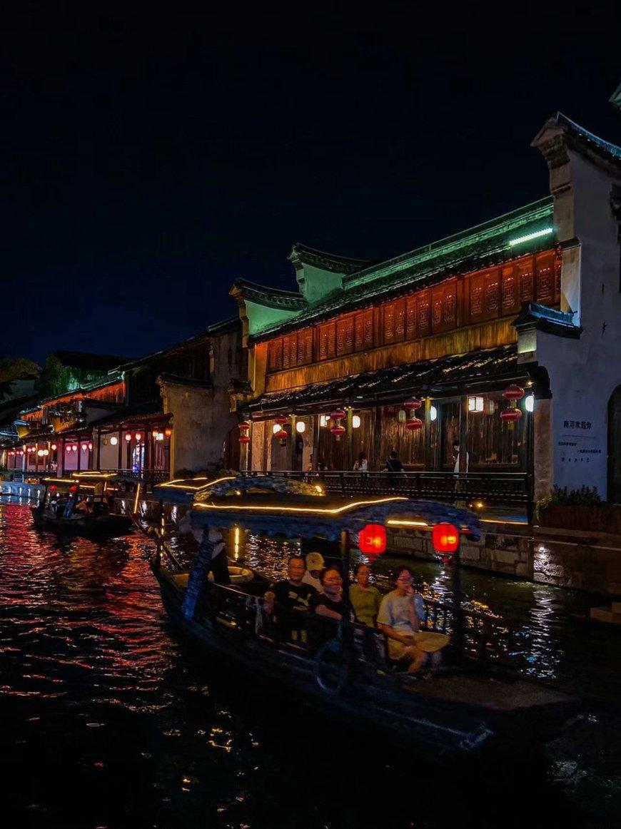 探索知识星球平台There+are+some+magazines+on+the+desk改为单数句?,解锁无限知识之门